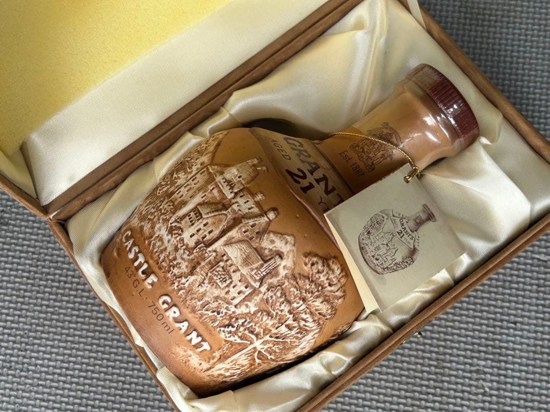 未開栓・グランツ21年 陶器ボトル スコッチウイスキー