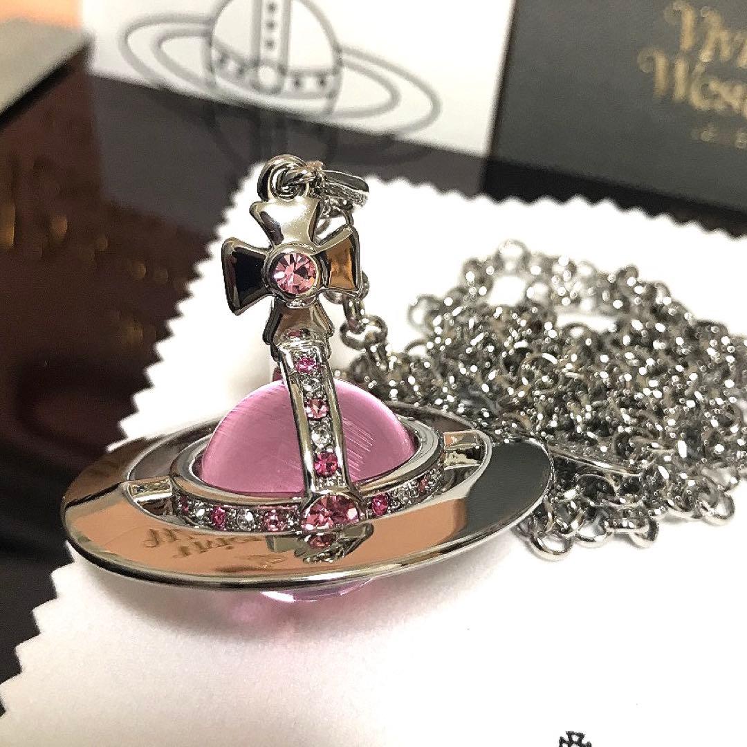 Vivienne Westwood モチーフ ネックレス