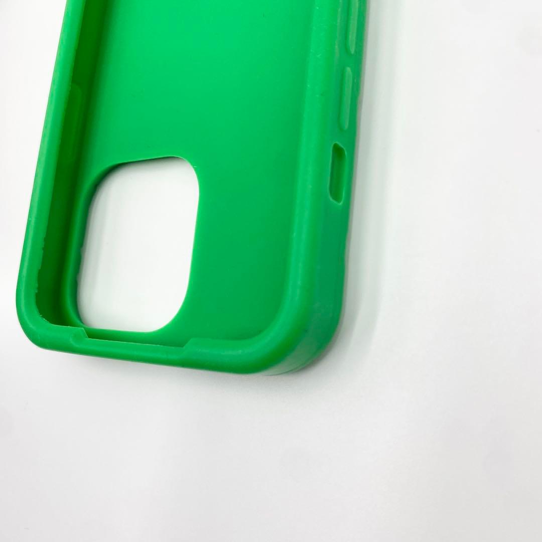 【極美品】ボッテガヴェネタ iPhone15Pro ケース ストラップ グリーン