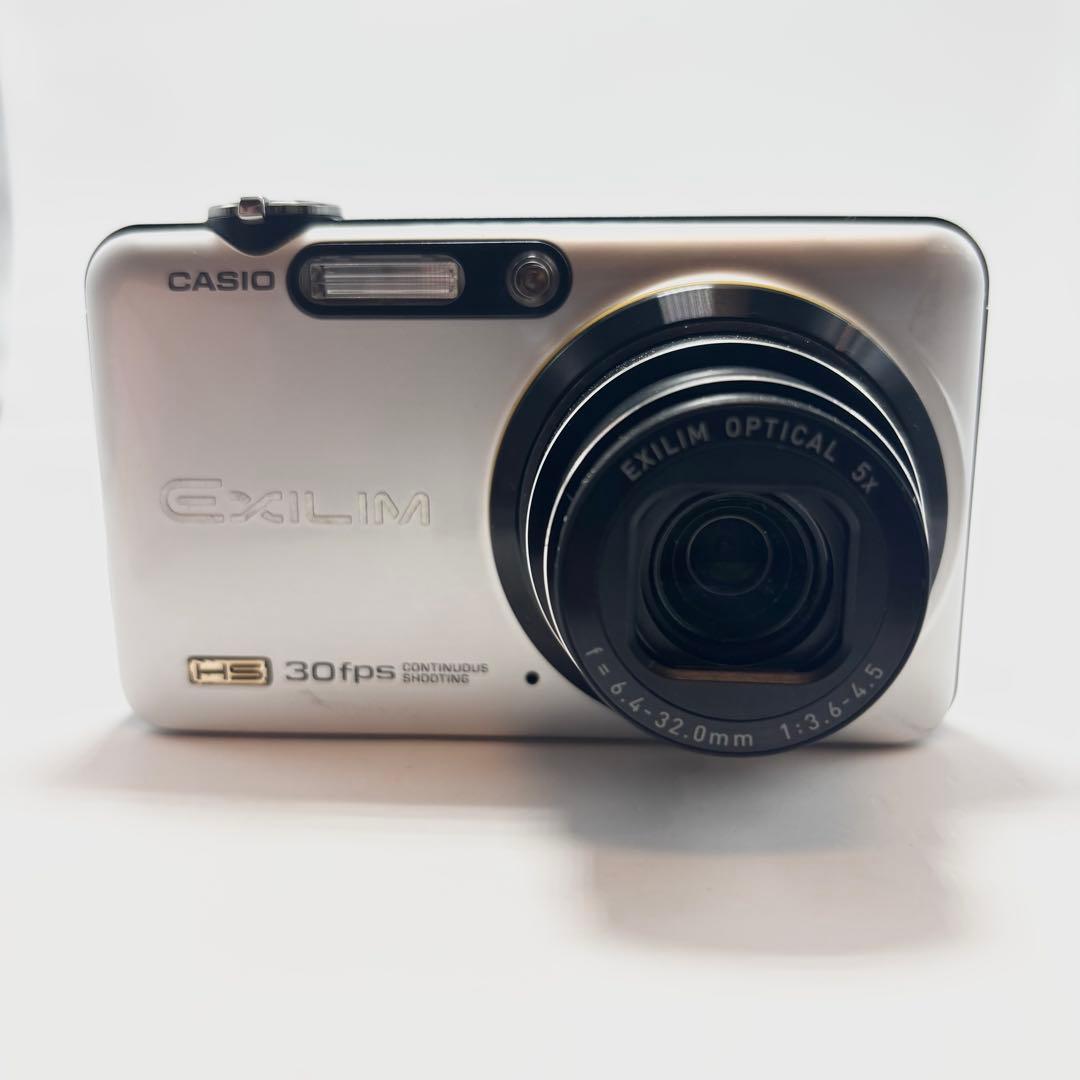 CASIO EXILIM EX-FC100 シルバー デジタルカメラ 訳あり品