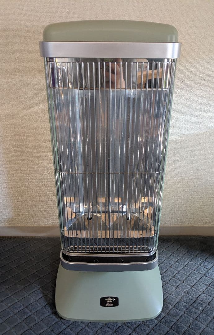 アラジン 遠赤グラファイトヒーター CAH-2G10C 2020年製