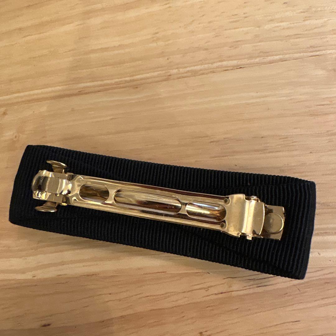 【フェラガモ】バレッタ　ブラック&ゴールド