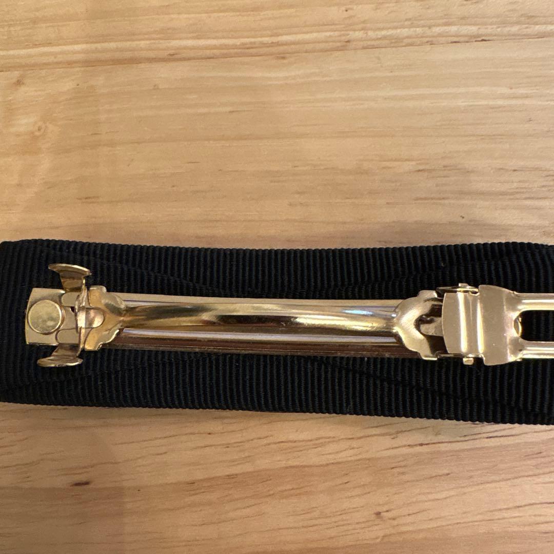 【フェラガモ】バレッタ　ブラック&ゴールド