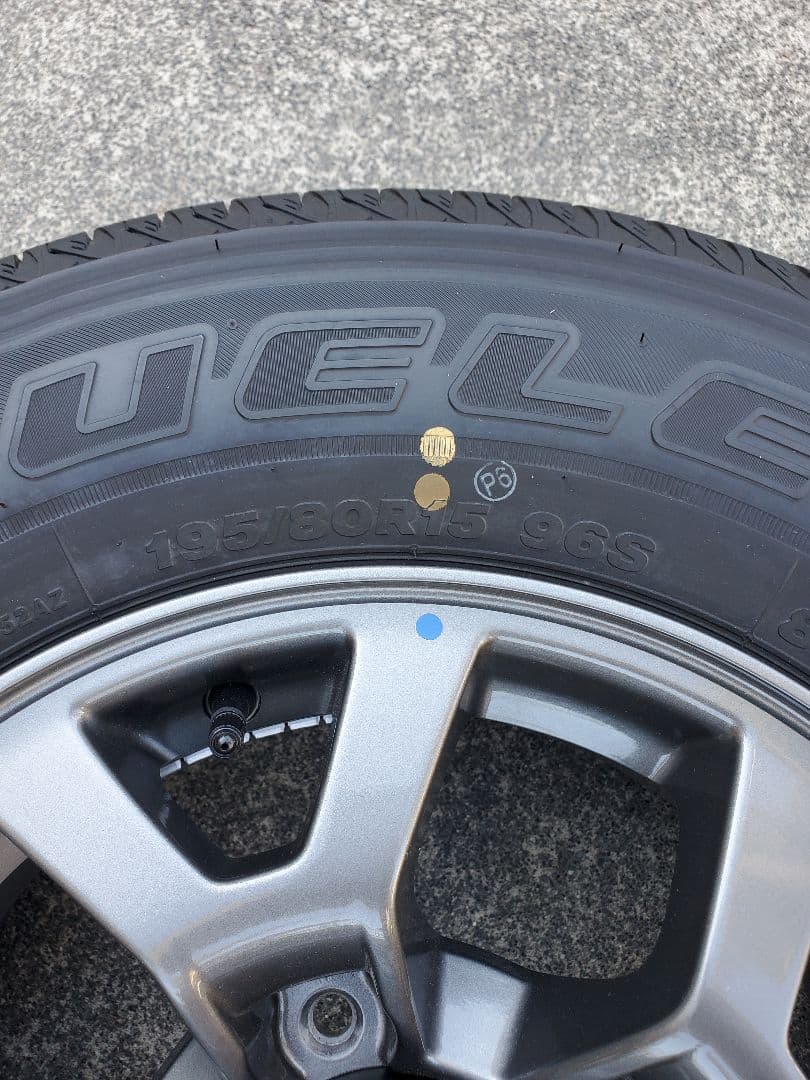 ジムニー　ノマド　純正アルミ＋タイヤ　新車外し　センターキャップ付き