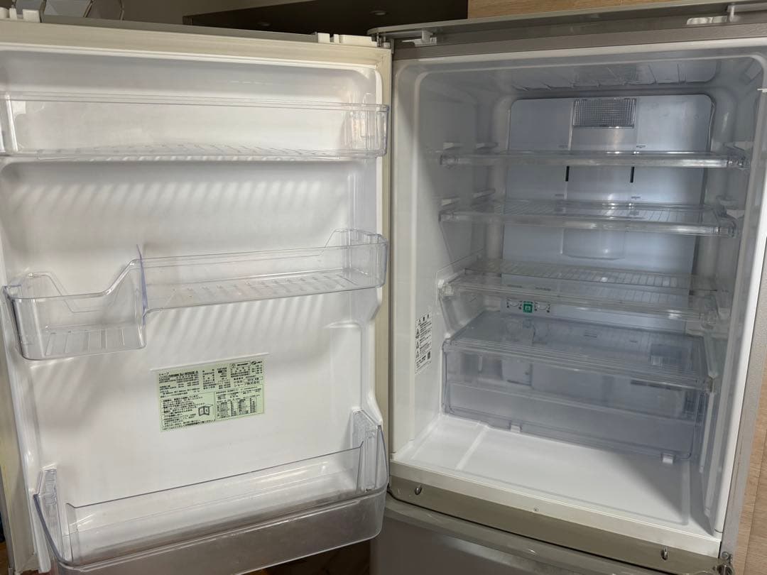 シャープ SHARP 大型冷蔵庫 SJ-W352E-S 350L 自己引取1万円