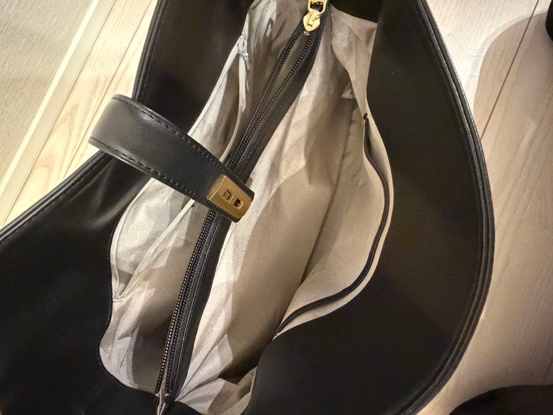 【傳濱野】ブラック レザー A4ビジネスバッグ AMANDA