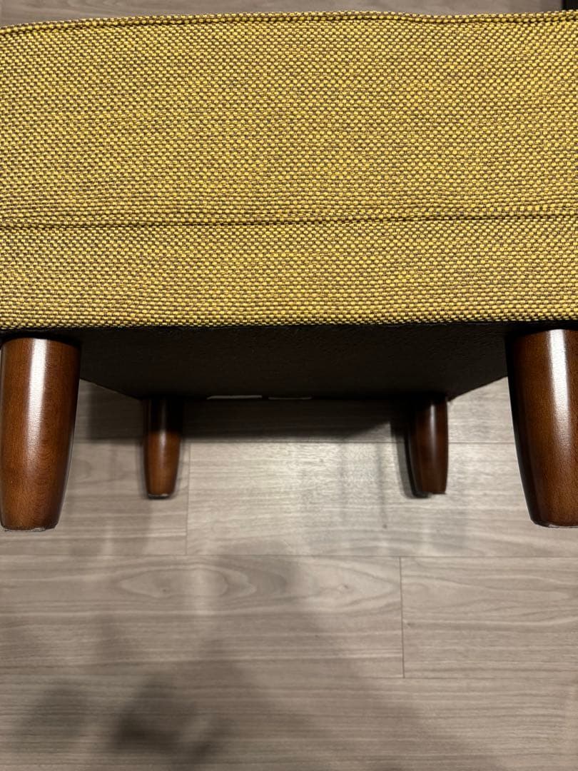 カリモク60　オットマン　マスタードイエロー