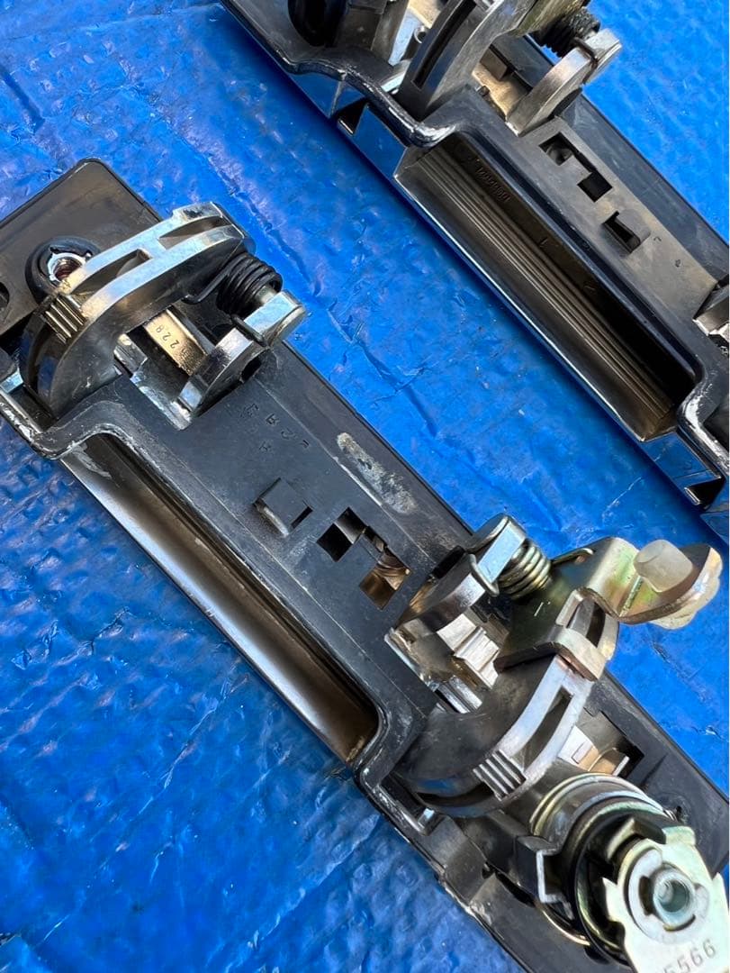 スカイライン　R31 ドアノブ　※フォロー割OK