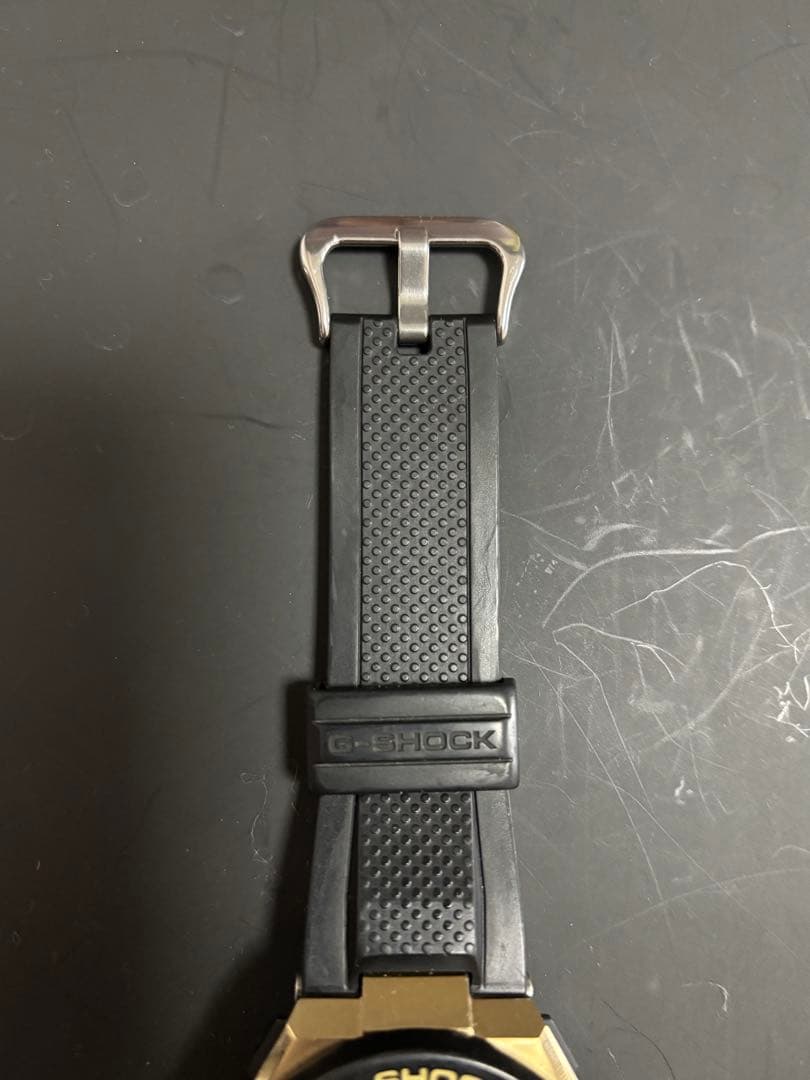 人気モデル カシオ G-SHOCK GST-W300G-1A9JF