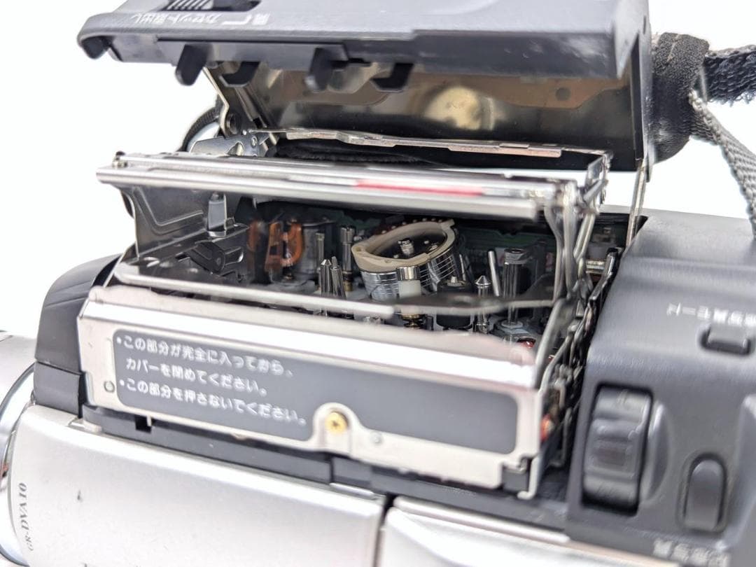 miniDVのダビングに！ Victor ビデオカメラ GR-DVA10