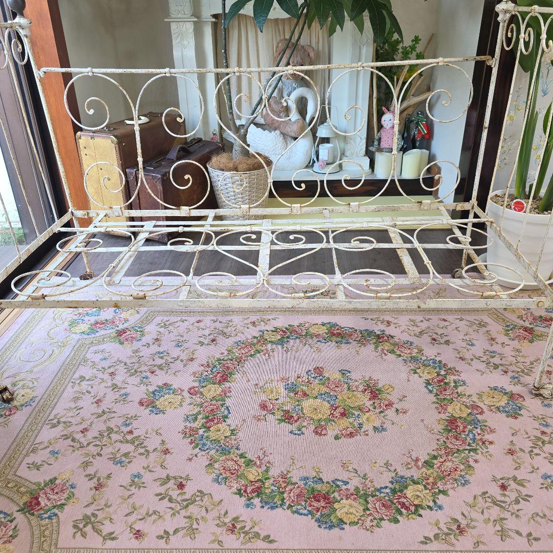 フランスアンティーク　アイアン　ベビーベット　ソファー　椅子