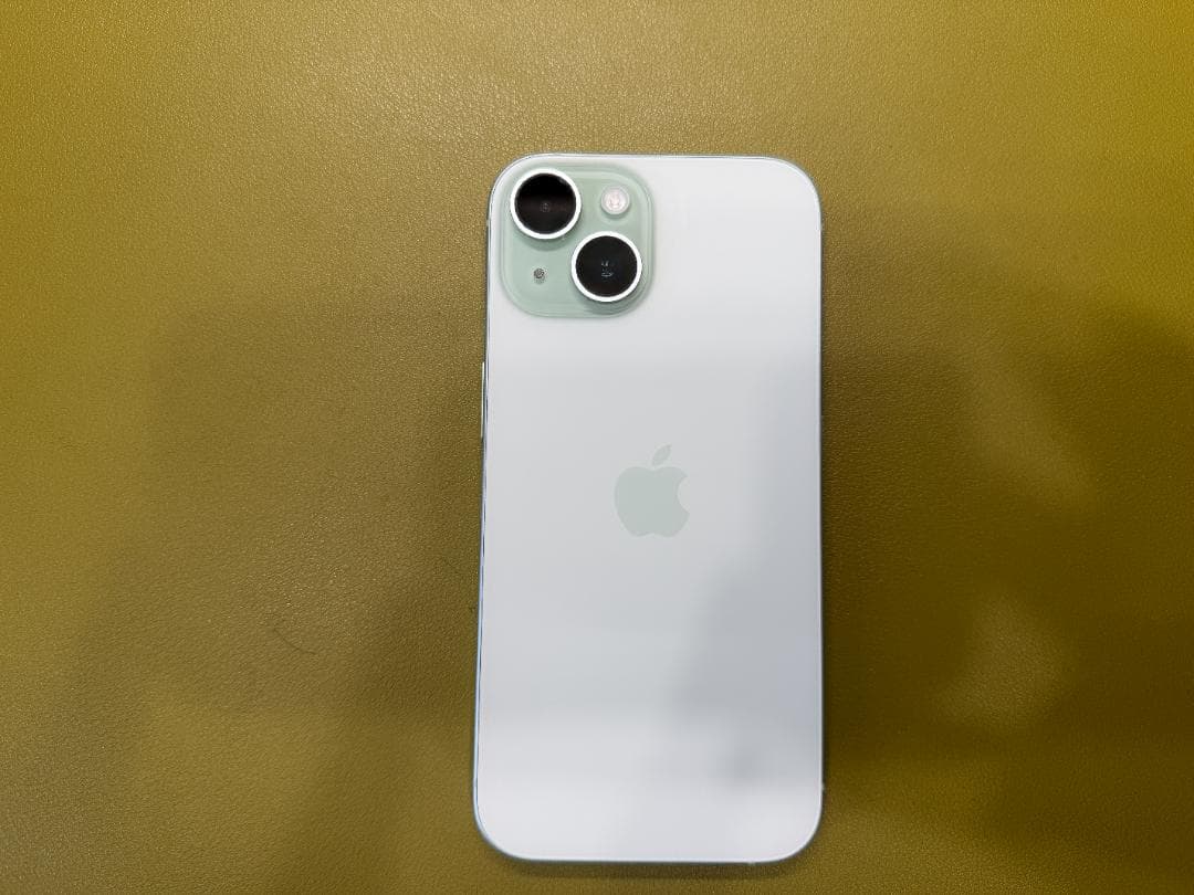 「美品」iPhone15 グリーン 128GB　 87％　おまけ付　SIMフリー