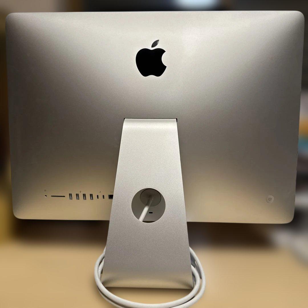 Apple iMac Retina 4K 21.5インチ 2017