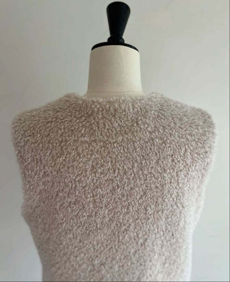 【美品】JULY NINE ファーベスト　Mサイズ