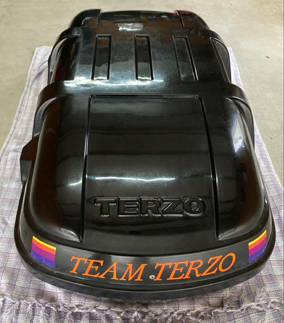 TERZO ブラック ルーフボックス