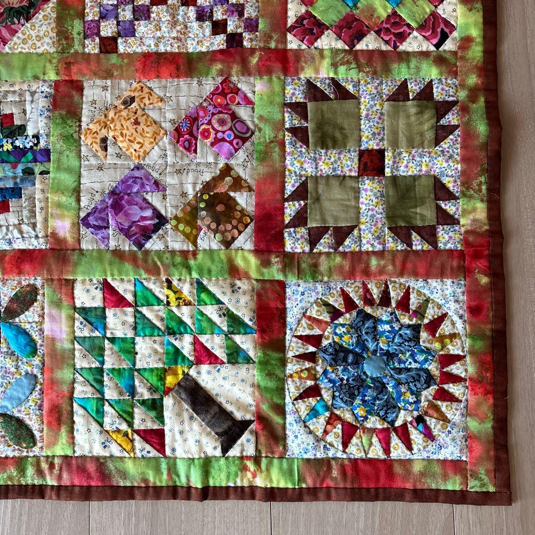 (GW値下げ)ハンドメイド パッチワークサンプラーキルトタペストリー