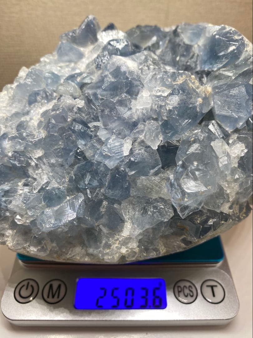 セレスタイト　天然石　原石　天青石　エッグ　2503.6g