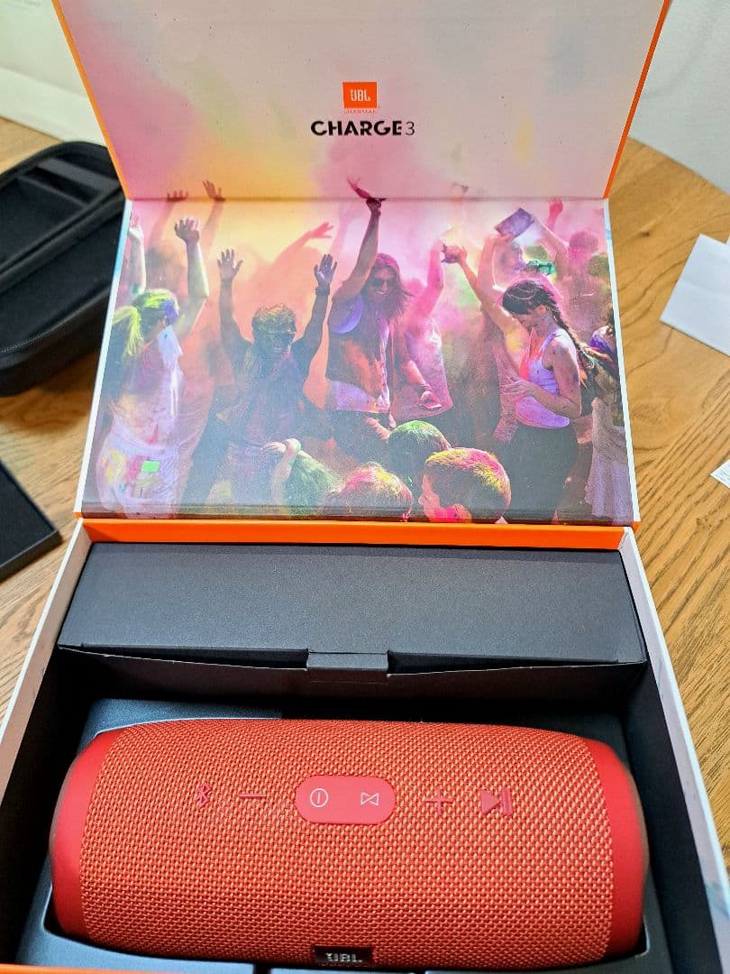 JBL Charge 3 ワイヤレススピーカー