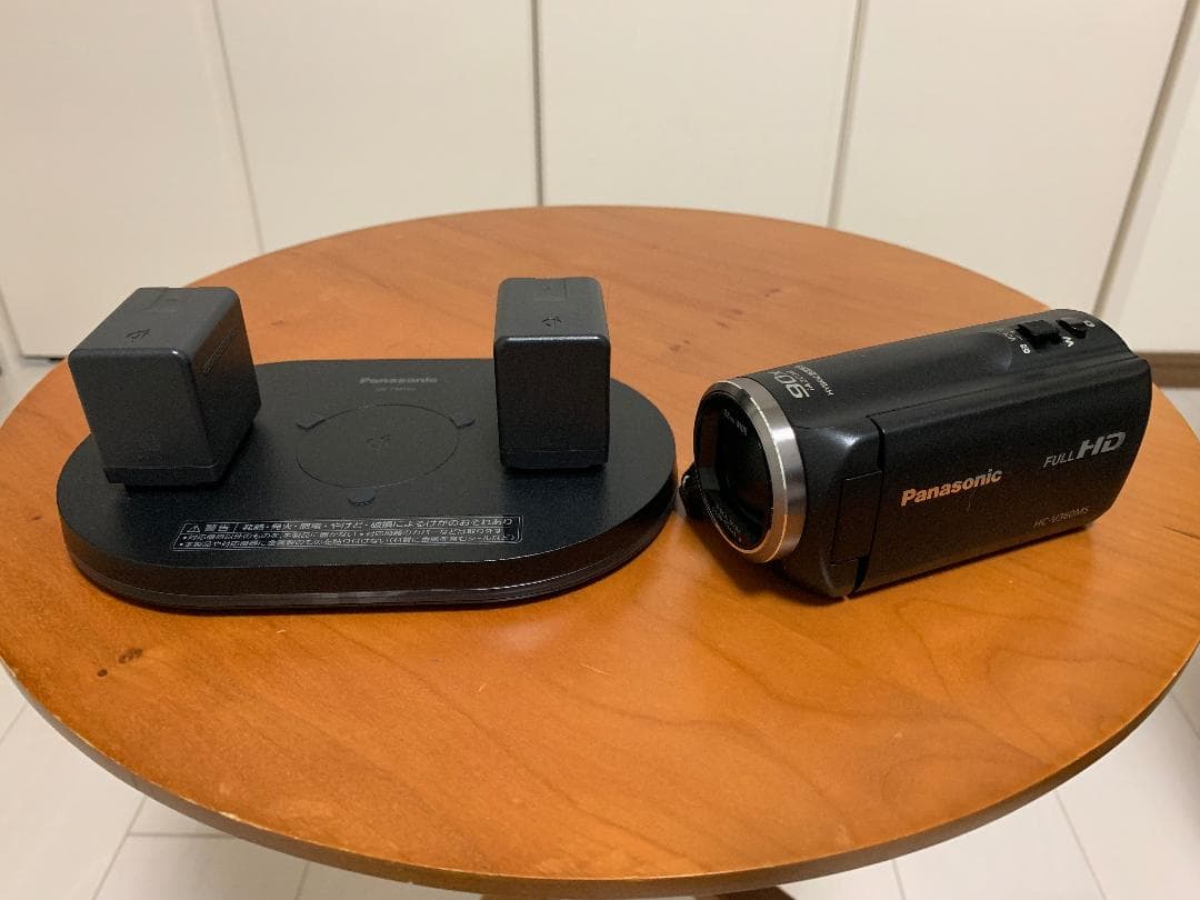 Panasonicビデオカメラ  バッテリー  無接点充電パッド