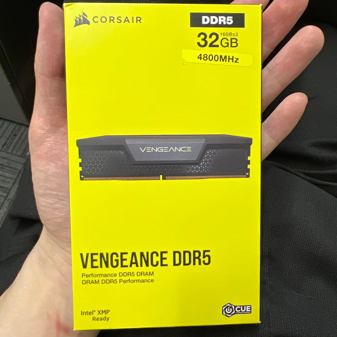 CMK32GX5M2A4800C40 DDR5 PC5-38400 16G×2