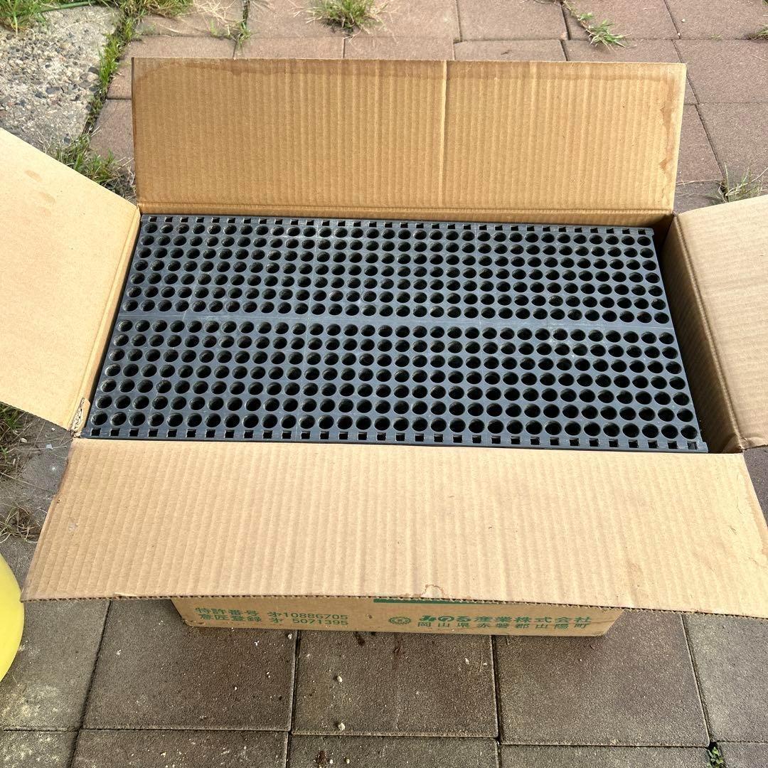 みのるポット 成苗育苗箱 30枚入 448穴 中古品 簡易チェック済