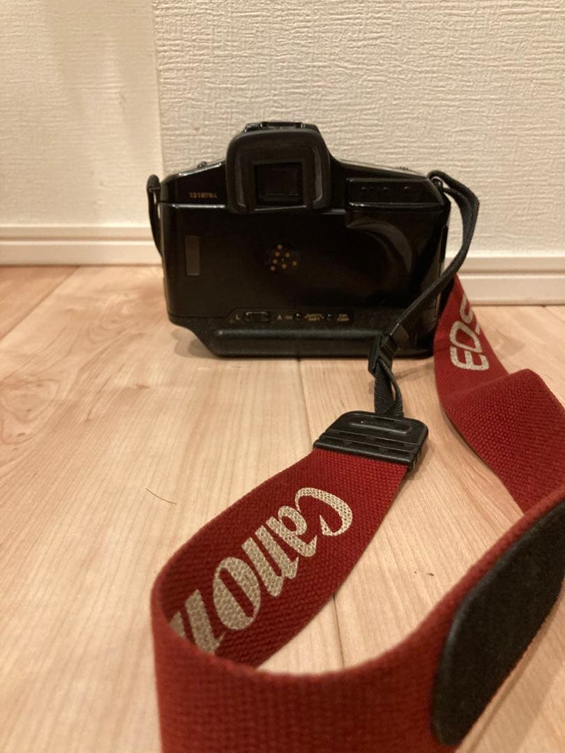 Canon T90 フィルム一眼レフカメラ