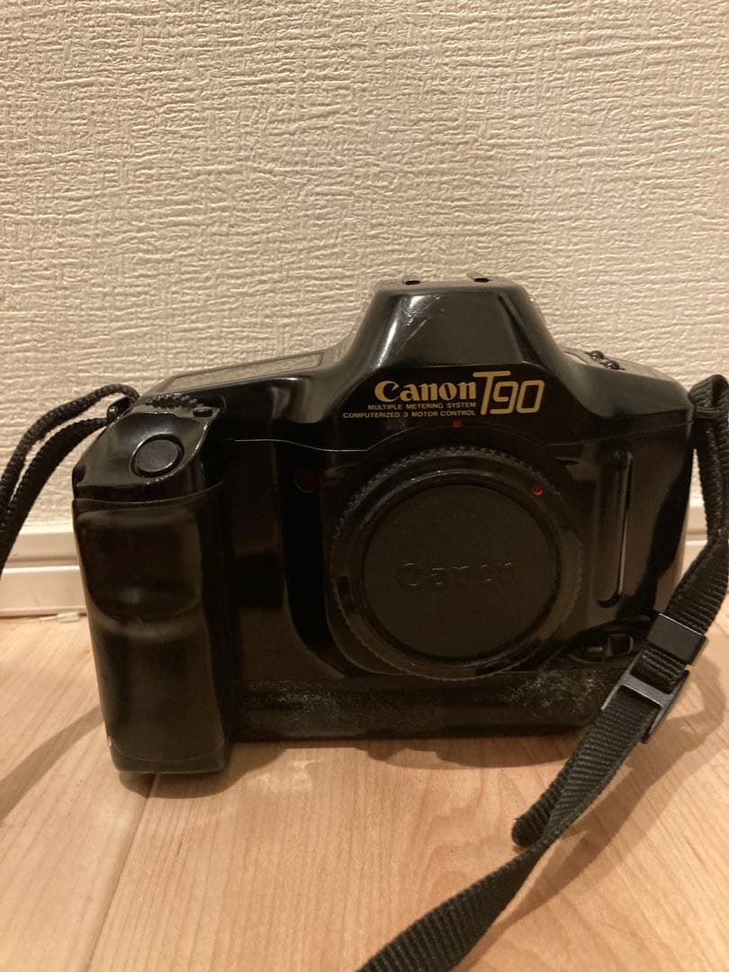 Canon T90 フィルム一眼レフカメラ