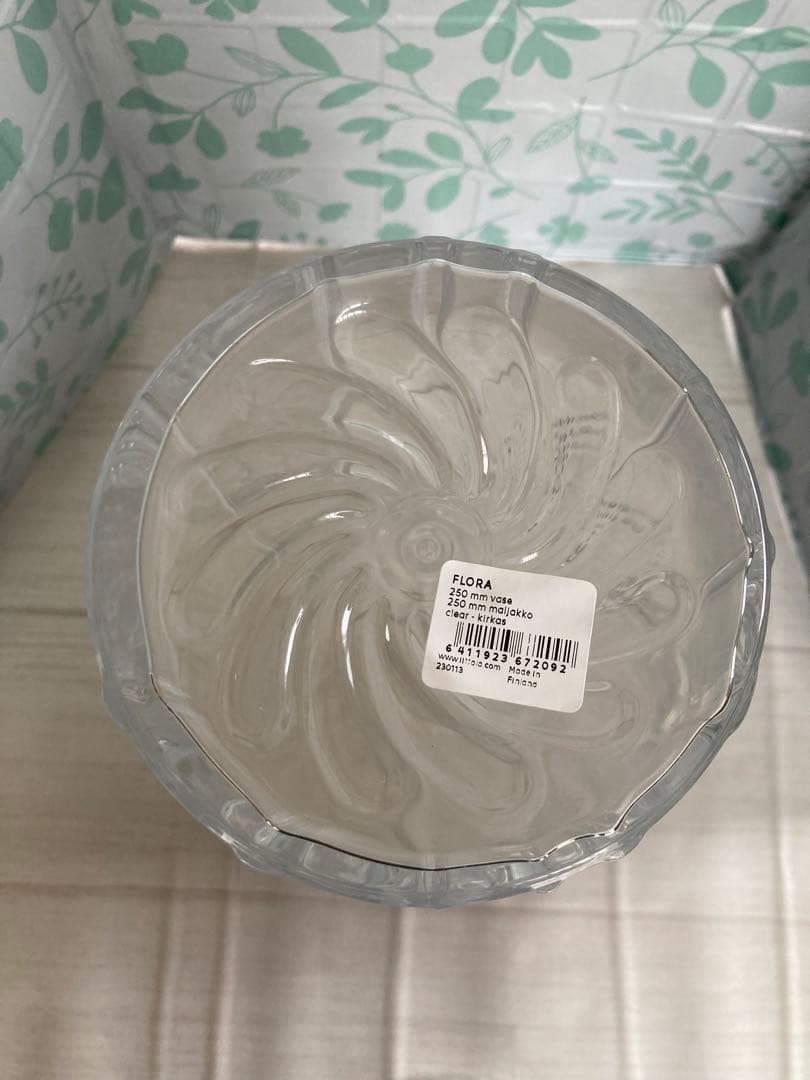 新品未使用　 イッタラ　フローラ　フラワーベース　クリア　250㎜