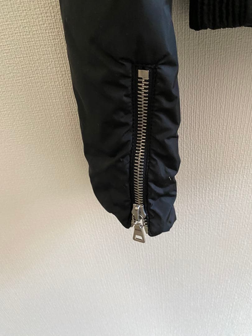 PRADA ブラック ジャンパー・ブルゾン