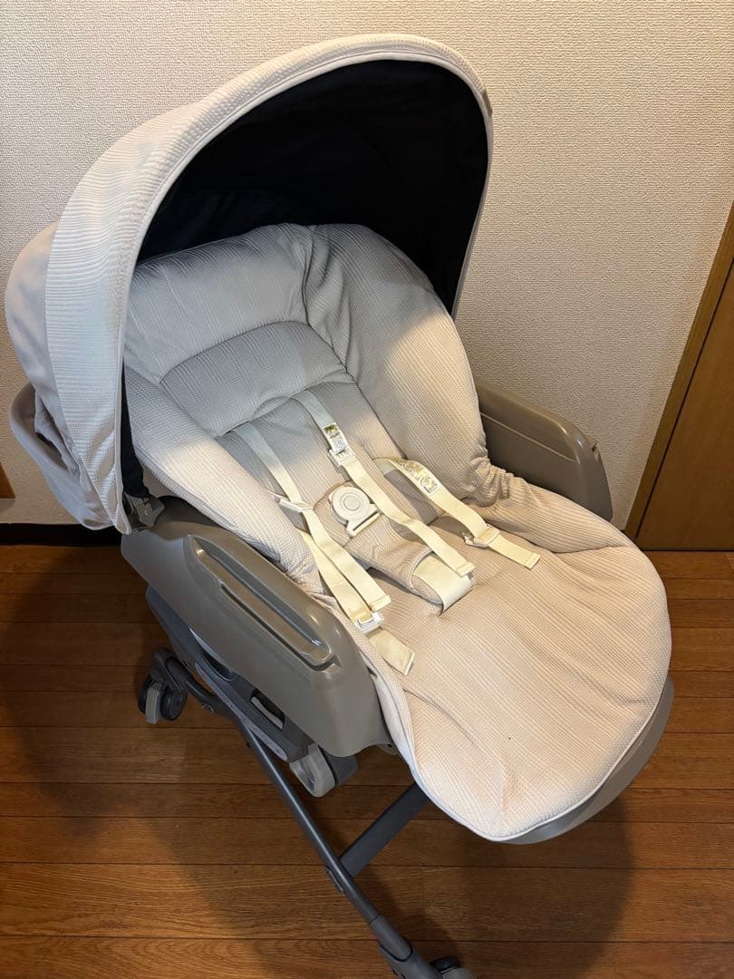 Combiネムリラ AUTO SWING BEDi LongスリープシェルEG＋