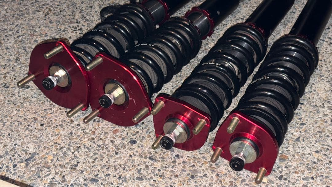 40ソアラ 16アリスト 17マジェスタ 車高調 メーカー不明