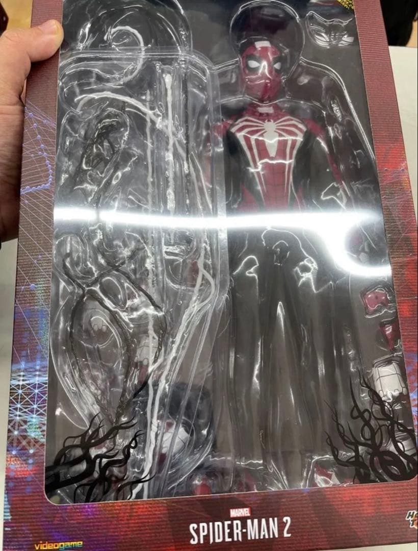 ホットトイズVGM66スパイダーマン ピーターパーカー アドバンスドスーツ2.0