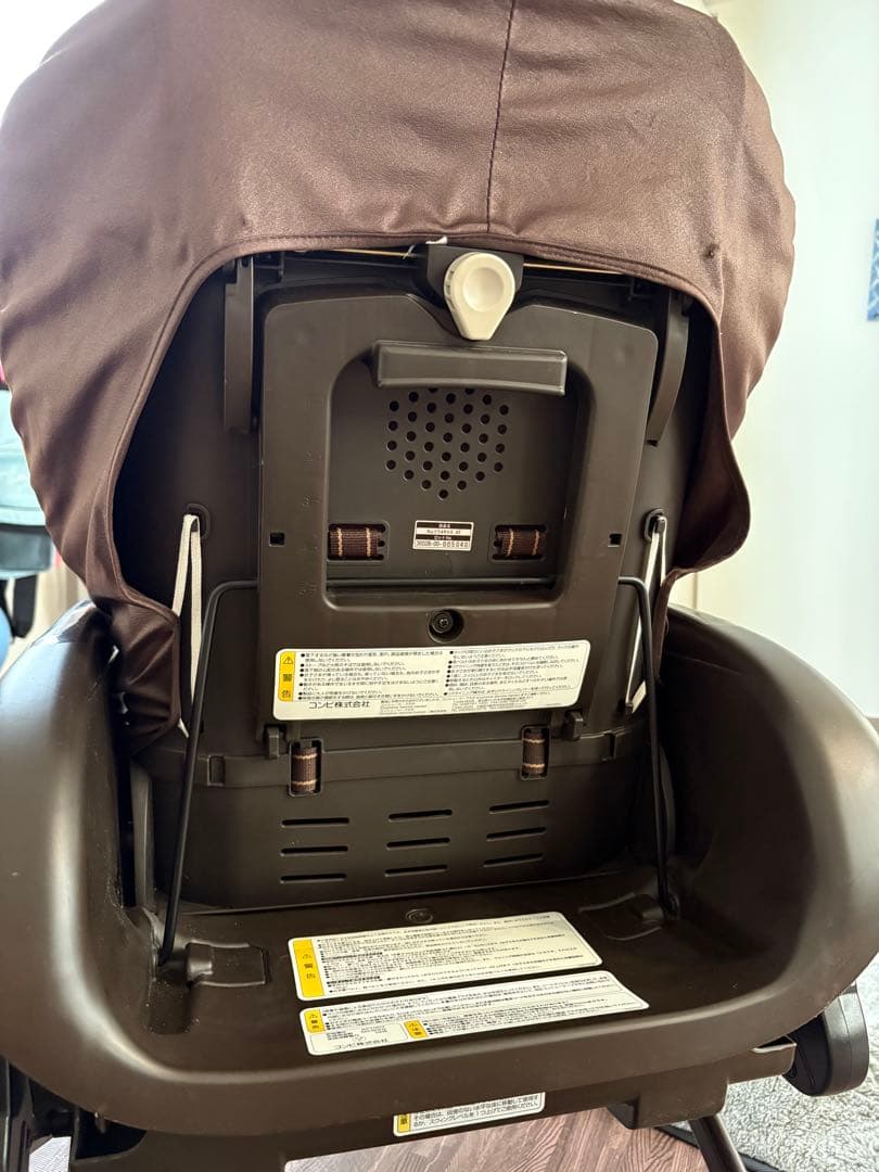 Combi 電動ハイローチェア　ネムリラ4キャス　オートスイング