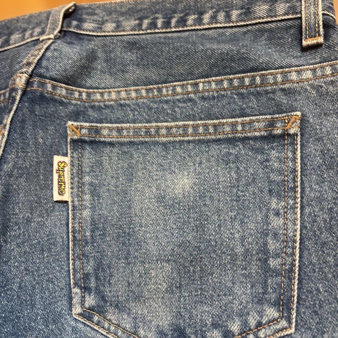 シュプリーム　ウォッシュドジーンズ