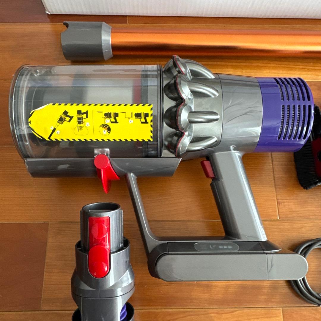 ダイソン dyson v10 sv12 掃除機