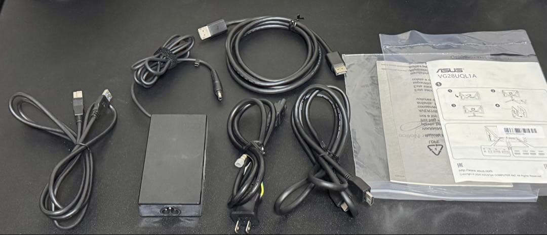 ASUS TUF Gaming 4K 144Hz VG28UQL1A 28インチ