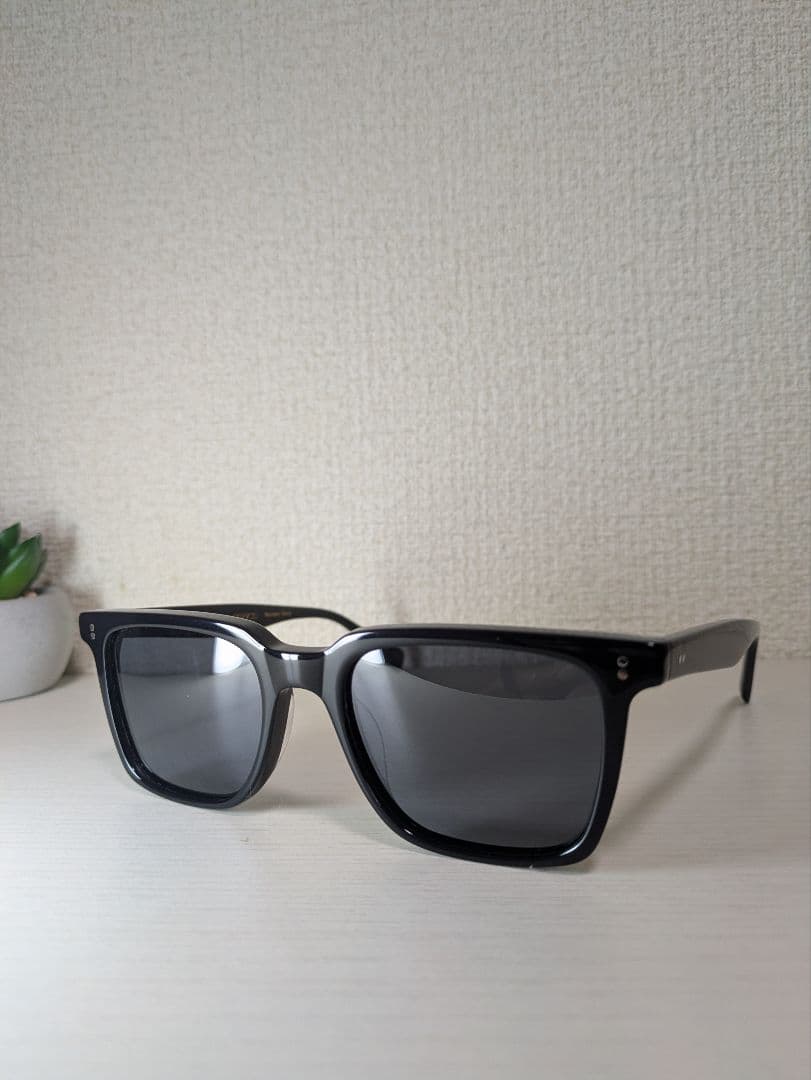 m23w様用オリバーピープルズ LachmanSunサングラス イタリア製 偏光