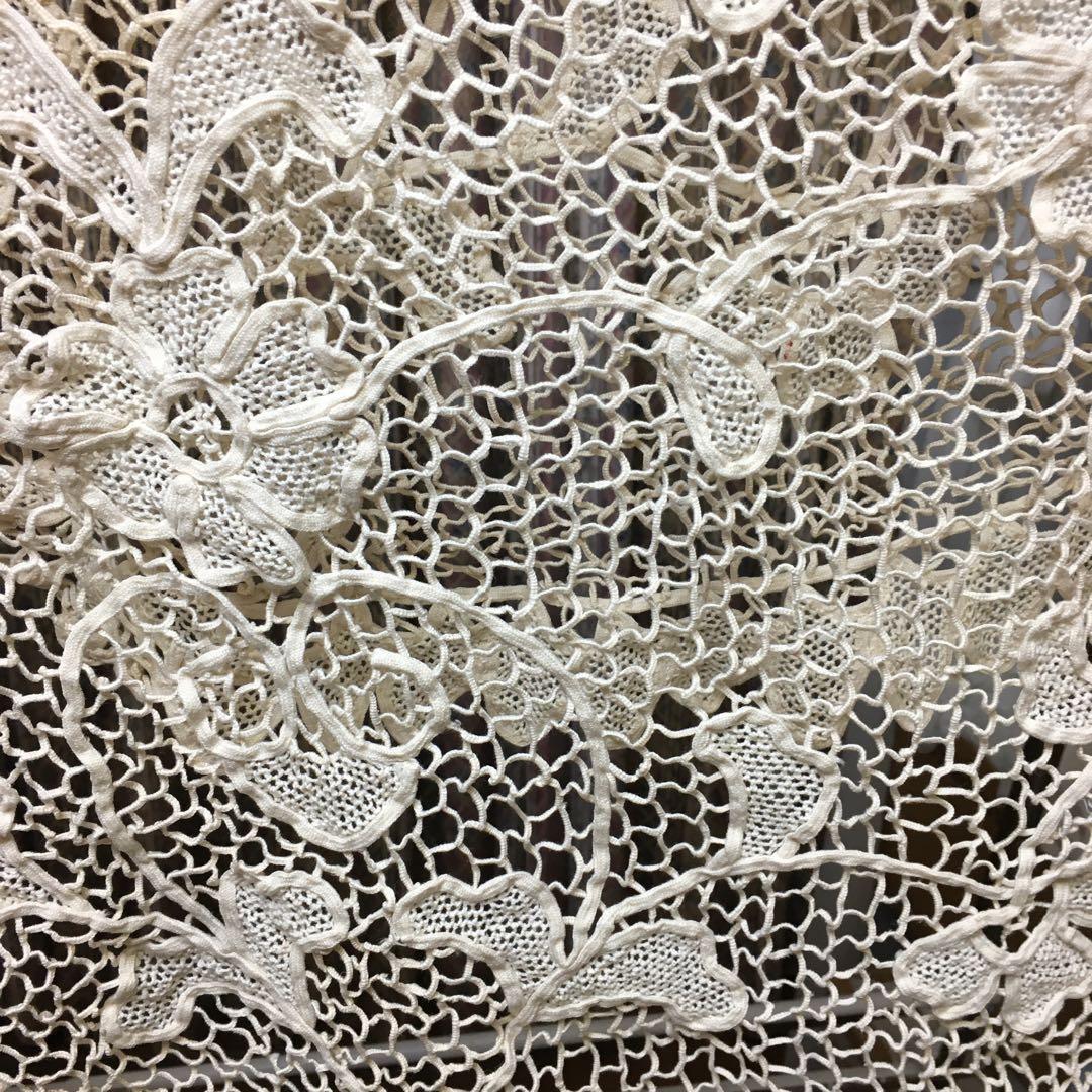 レース編み　テーブルクロス　飾り物　美術品