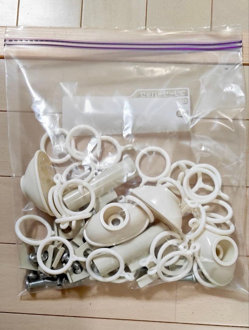 突っ張りクローゼットハンガーラック ワイド 衣類収納 調整可能