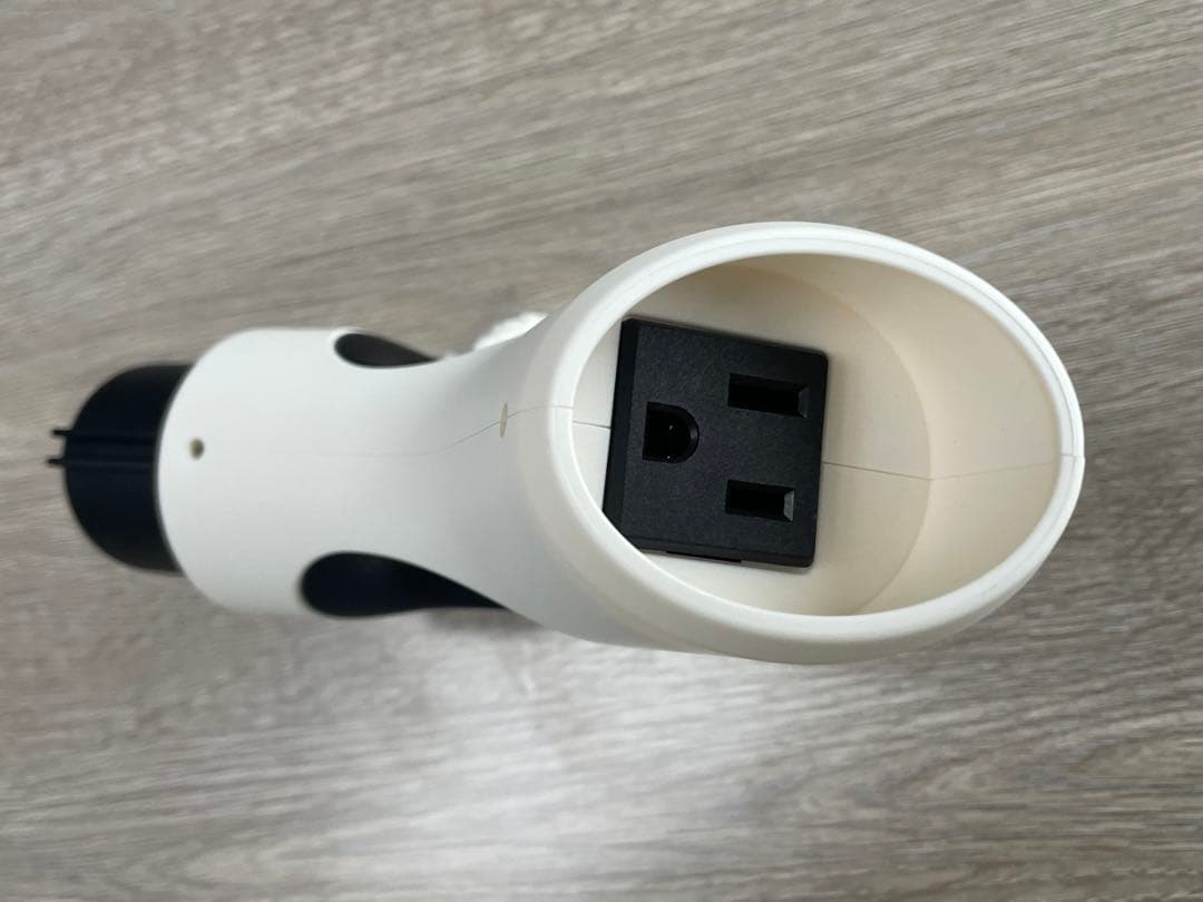 HONDA N-VAN e: AC外部給電器Power Supply コネクター