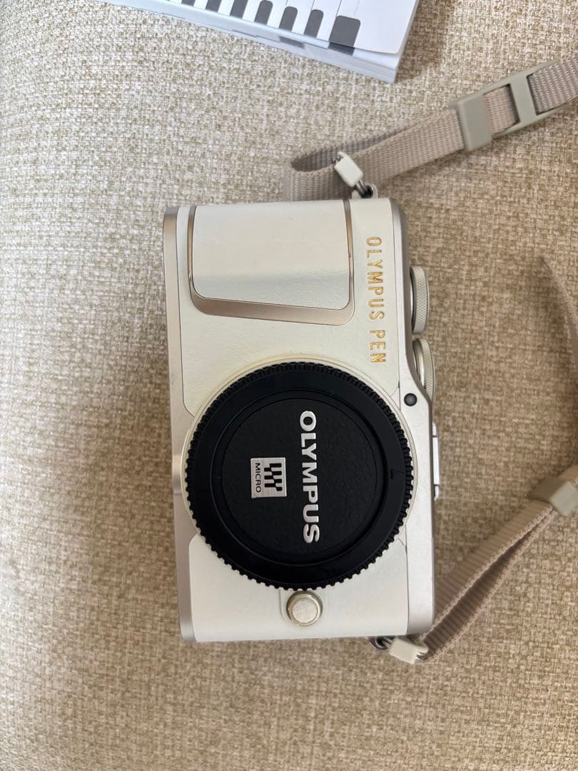 OLYMPUSPEN E-PL10ダブルレンズズームキット