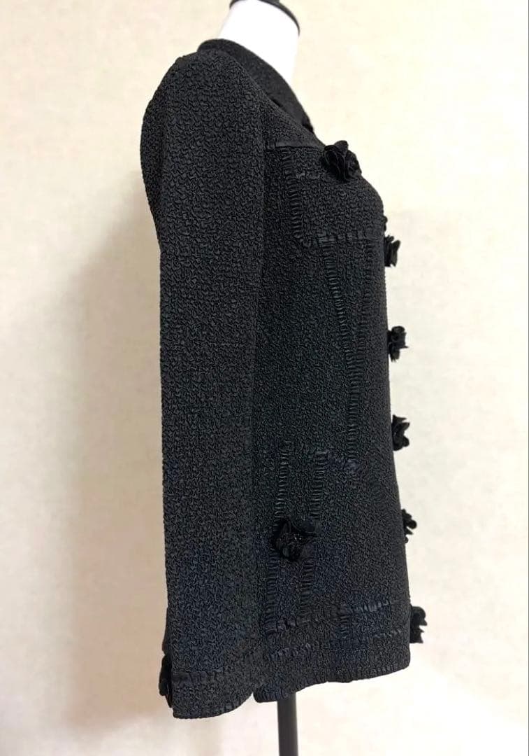 とみこ ✨美品✨ノコオーノ プリーツ フラワーモチーフ ジャケット