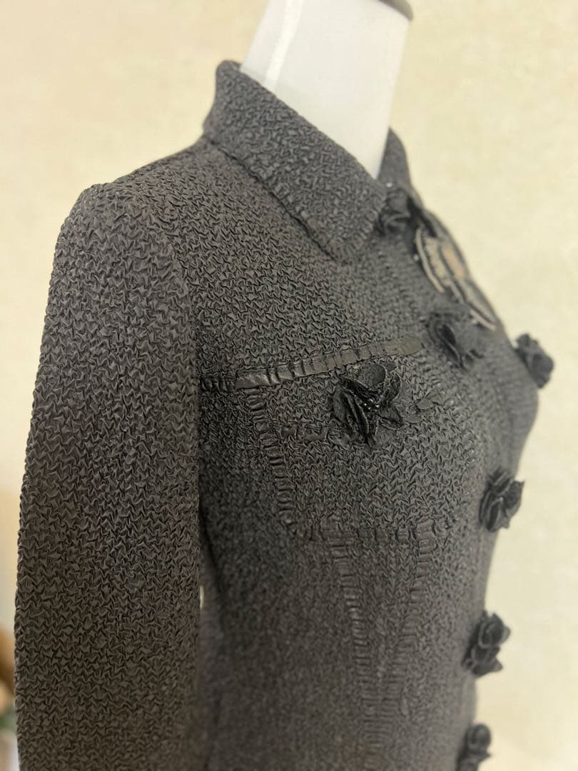 とみこ ✨美品✨ノコオーノ プリーツ フラワーモチーフ ジャケット