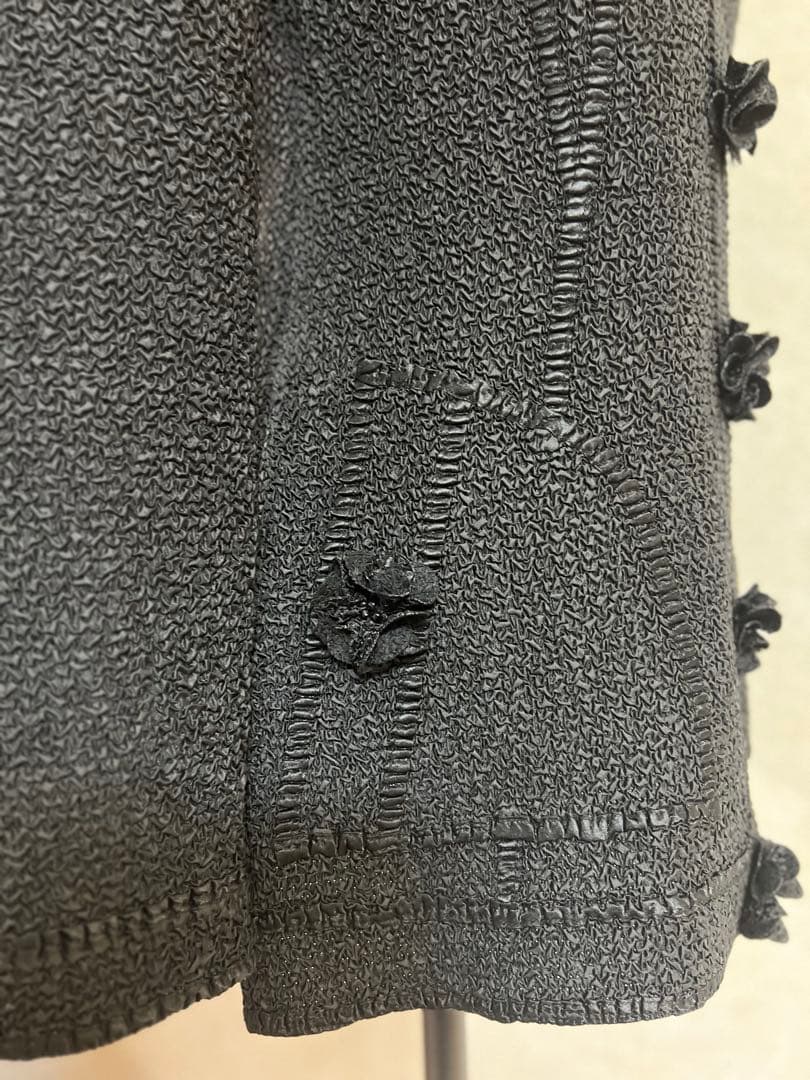 とみこ ✨美品✨ノコオーノ プリーツ フラワーモチーフ ジャケット