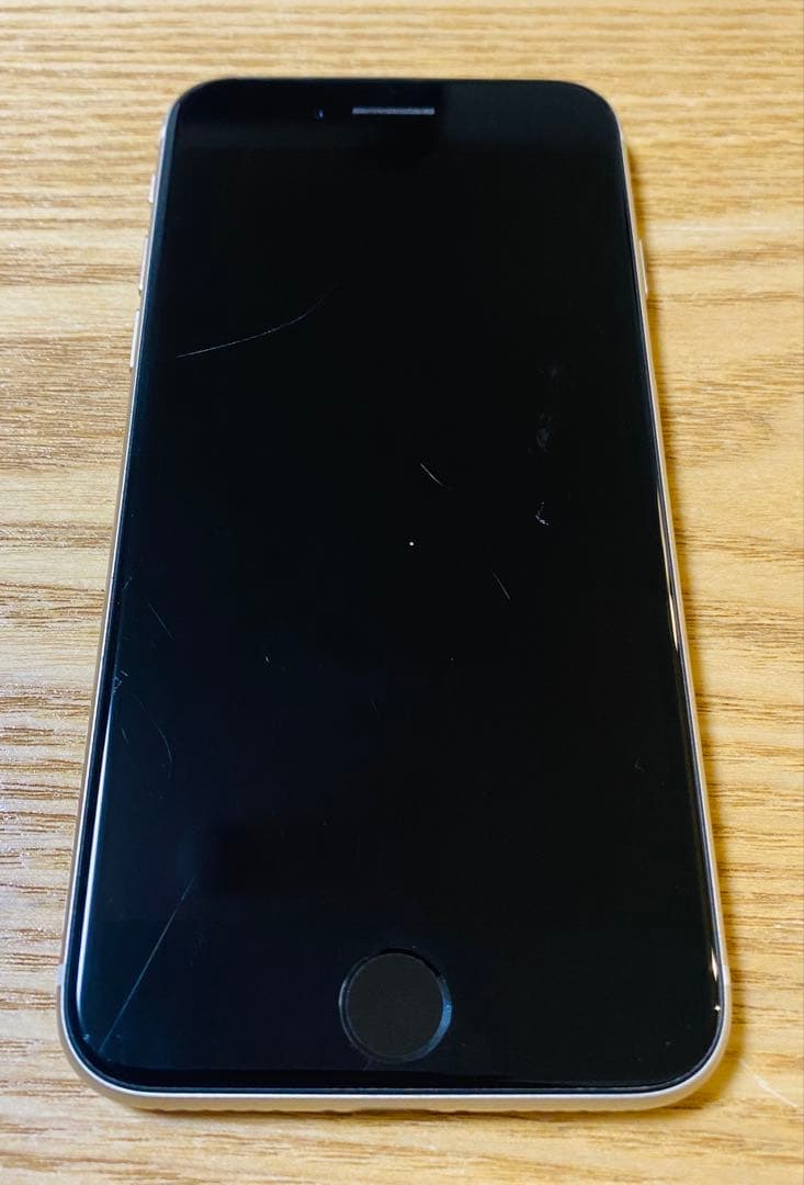 iPhoneSE 第3世代 64GB スターライト SIMフリー