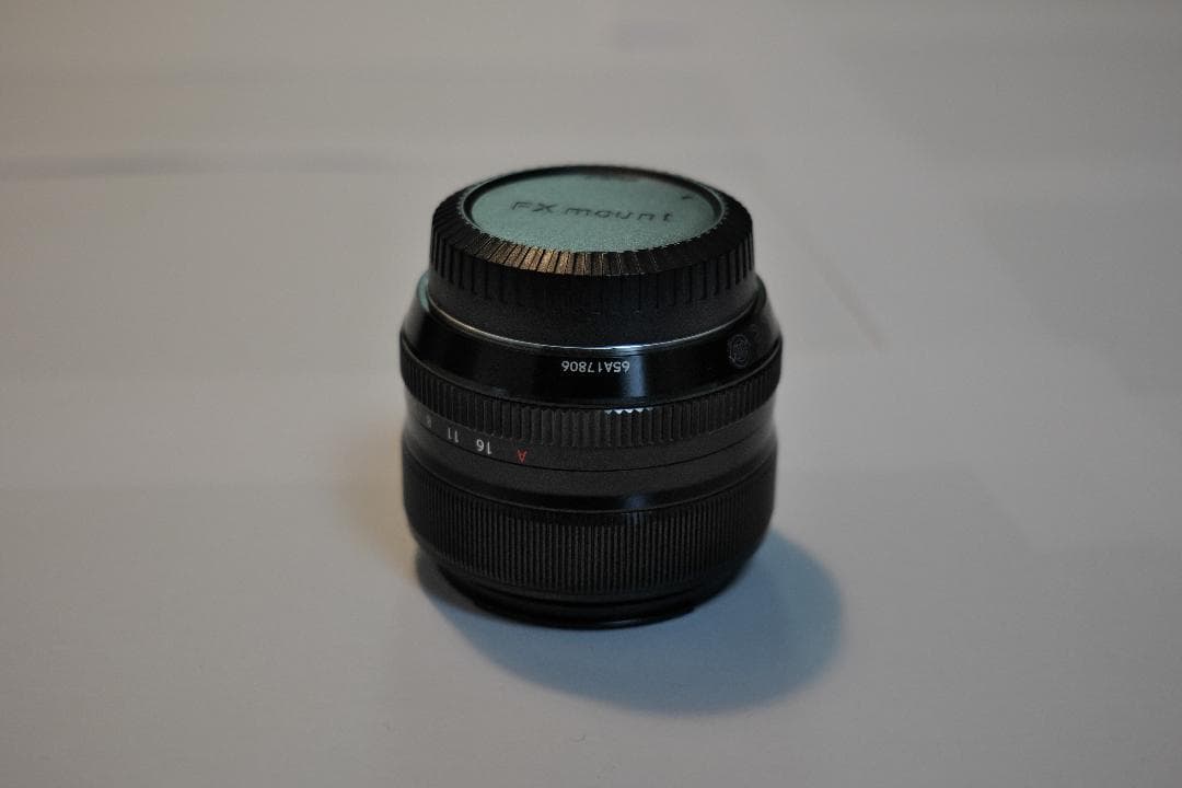 富士フィルム 単焦点 XF35mm F1.4R　フィルター５種を付属（美品）