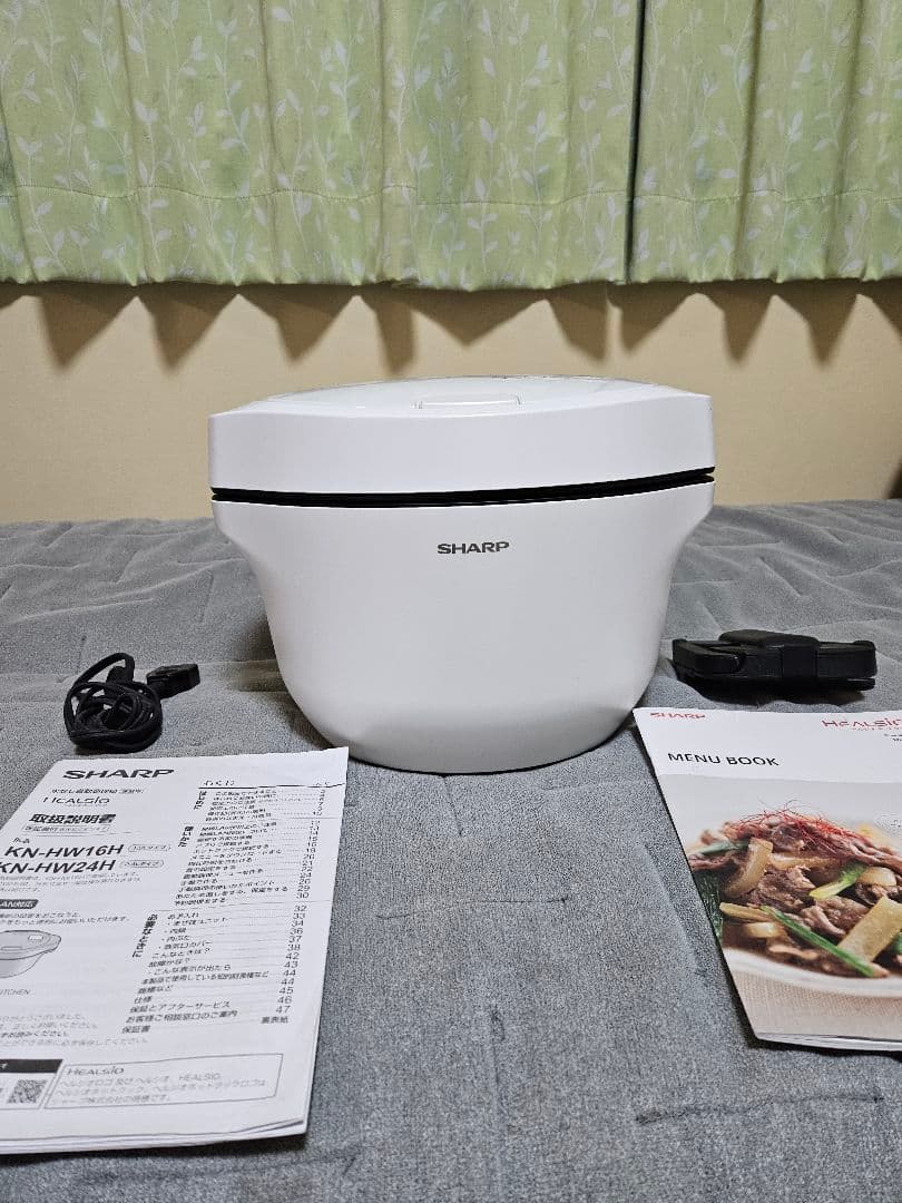 SHARP　ヘルシオ　ホットクック　KN-HW24H　2024年製