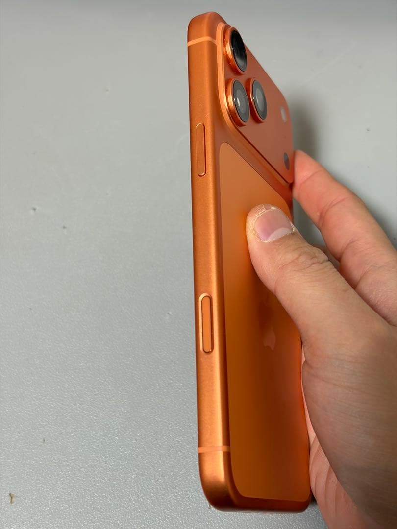 物理SIM極美品iPhone17 Pro Max 256GB コズミックオレンジ