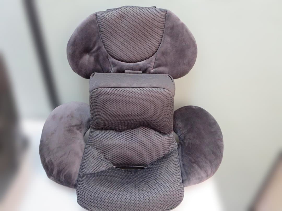 コンビ ホワイトレーベル THE S エッグショック ZB-690 ISOFIX