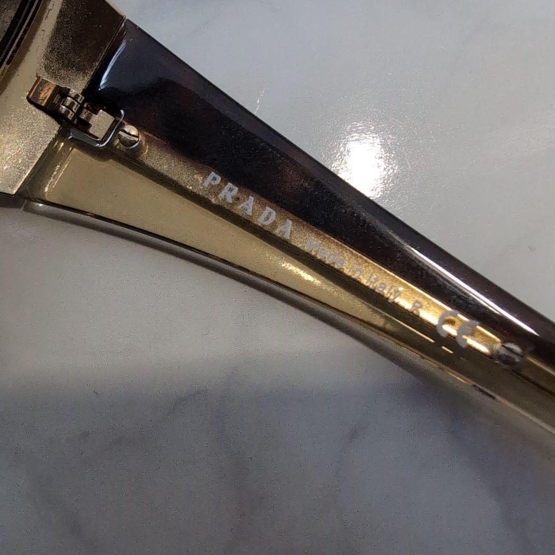 PRADA ゴールドカラーフレームメンズサングラス 度無し